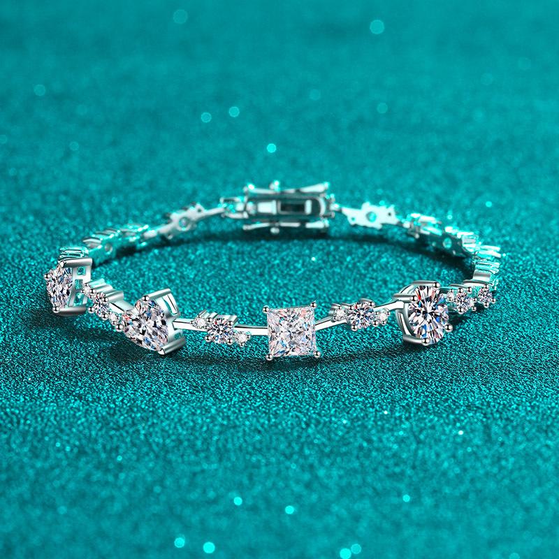 Women's Moissanite Geometric Bracelet in 925 Sterling Silver with Platinum Plating