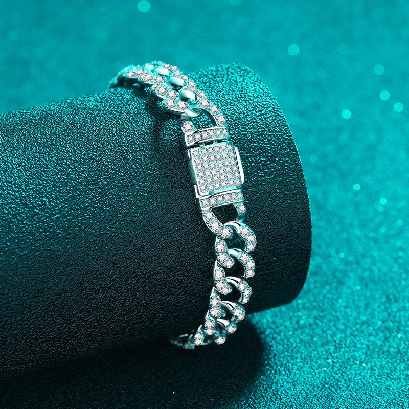 Unisex Moissanite Bow Bracelet in 925 Sterling Silver with Platinum Plating