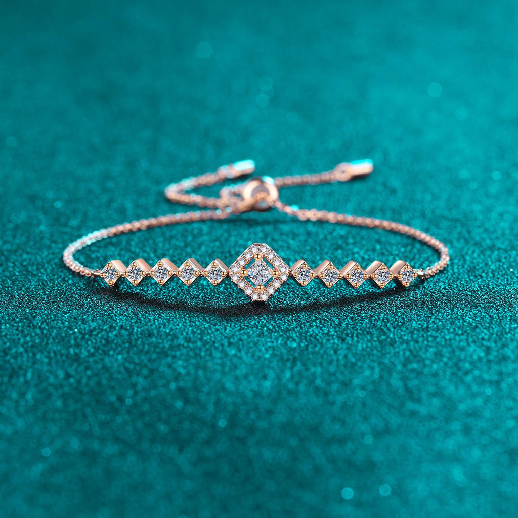 Sterling Silver Cubic Zirconia Bracelet with Square Charm and Adjustable Chain in Fresh Minimalist Style