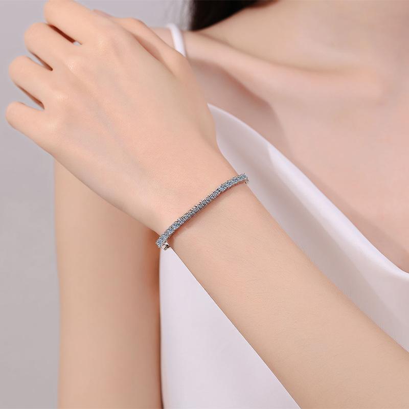 Bracelet with Round and Square Moissanite Stones in Handcrafted S925 Silver Setting Featuring Floral and Nature-Inspired Designs