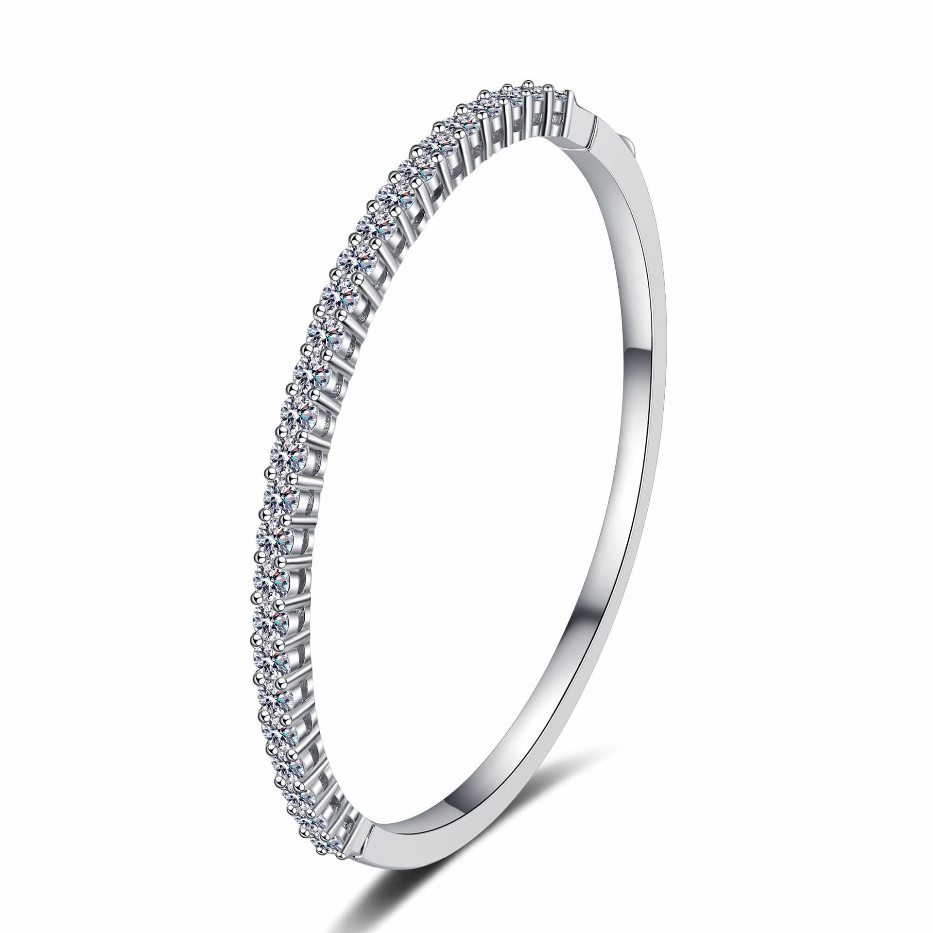 Bracelet with 2.6 Carat Moissanite Stones in Platinum-Plated 925 Sterling Silver Featuring Floral Accents
