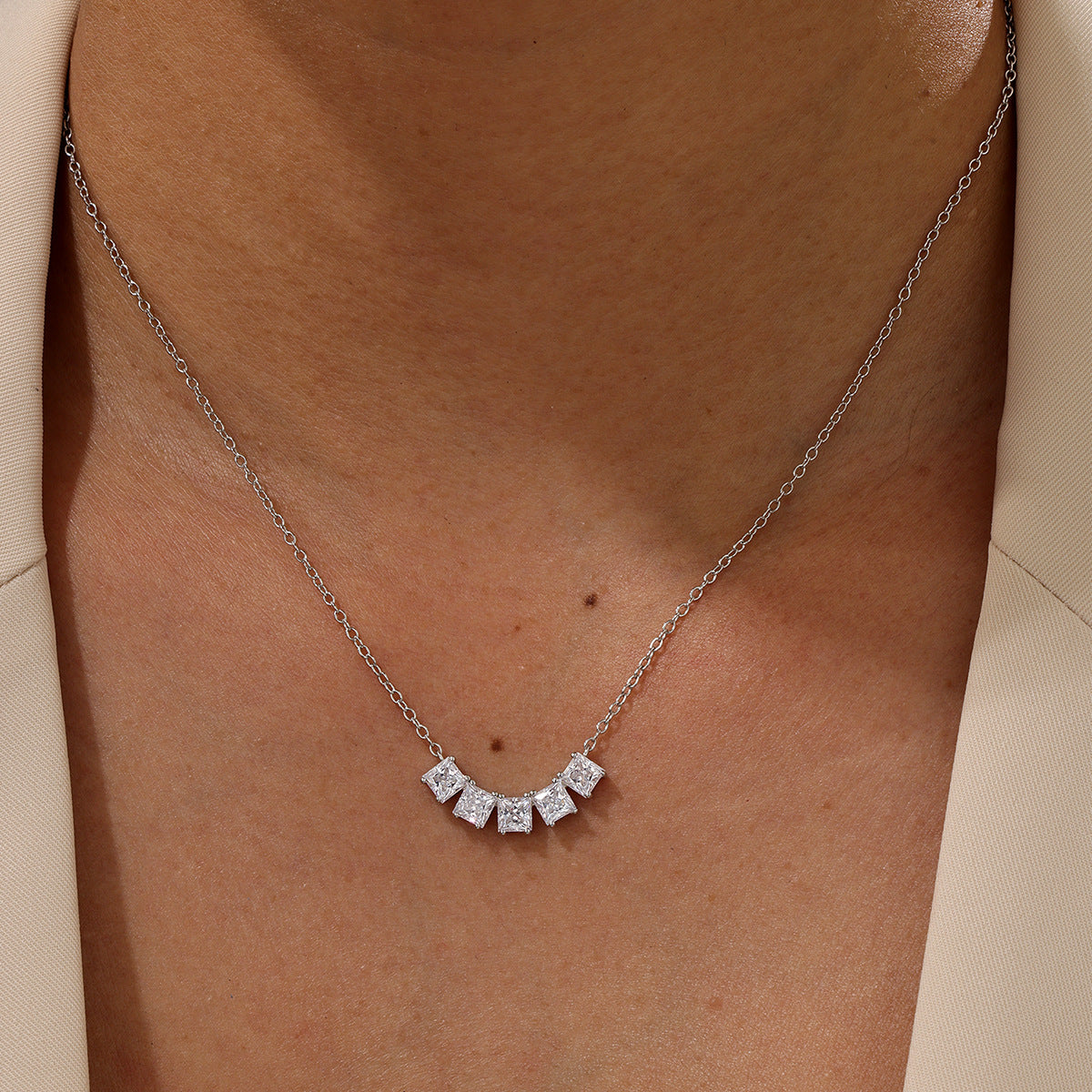 White Moissanite Geometric Five Stone Fan Curve 925 Sterling Silver Necklace